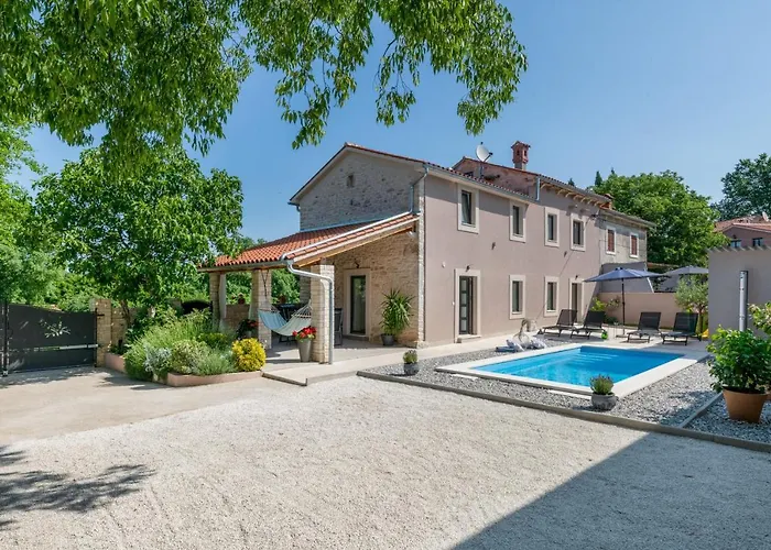 Villa Ena
