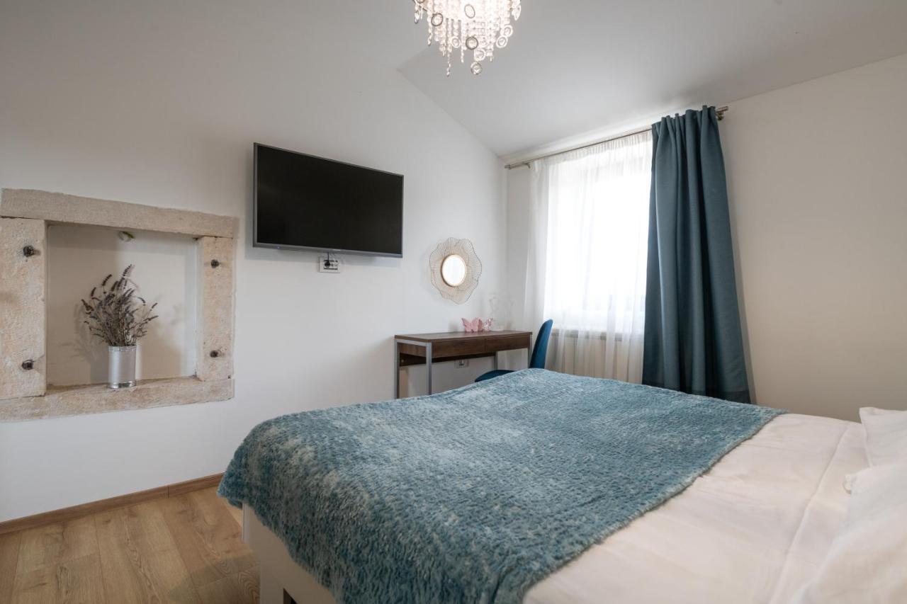 Villa Ena Pinezici (Istria)